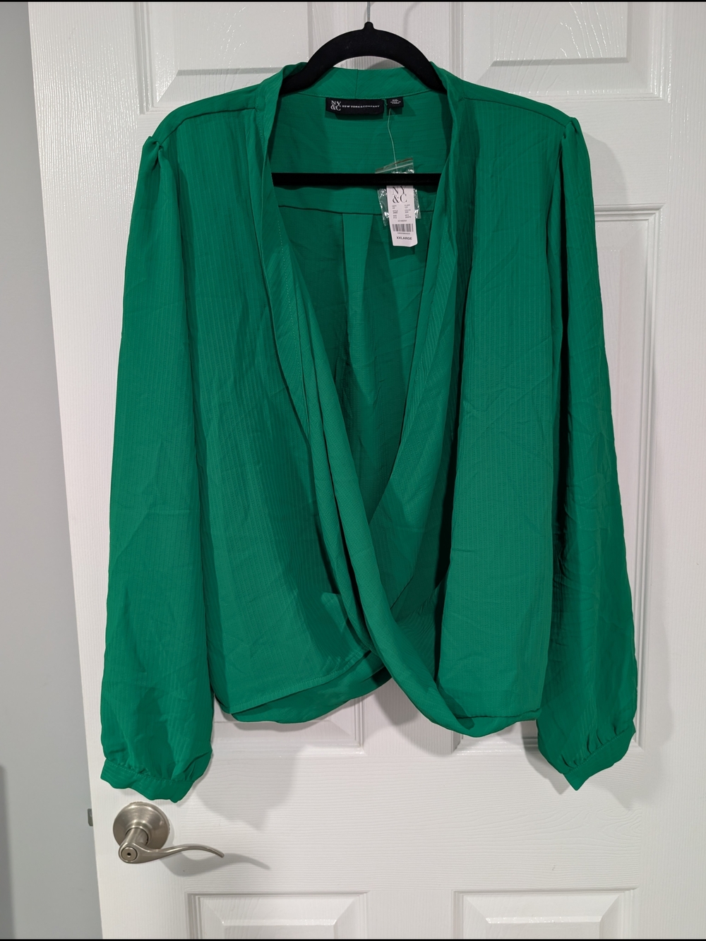 NWT NY&CO Kelly Green Surplice Long-Sleeve Blouse in Size XXL